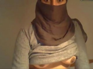 Arab babe Masterbattion {privatecams.pe.hu}
